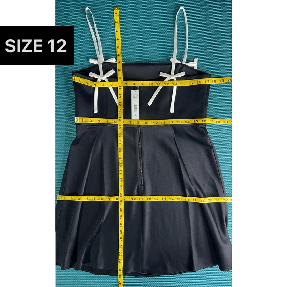 Alice + Olivia Morgan Babydoll Black White Bow Mini Dress - Picture 8 of 10